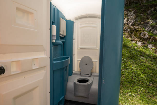 Best Sanitation services for porta potties  in Newton, AL